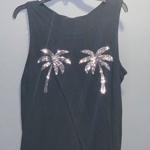 Palm Tree Tank
